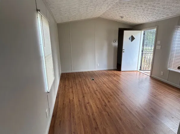 2601 Leone Dr S #1, Macon, GA 31206