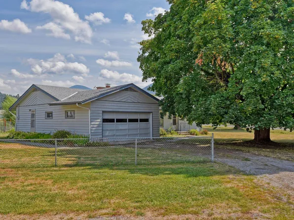 902 N 3 E, Chewelah, WA 99109