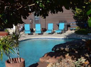 14940 Manor Ridge Dr, Chesterfield, MO 63017