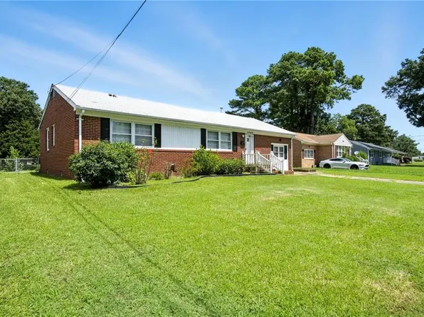 1021 Birdella Dr, Newport News, VA 23605