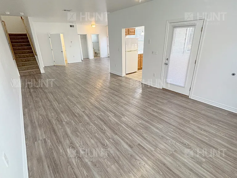 23 Langley Rd — Photo 2