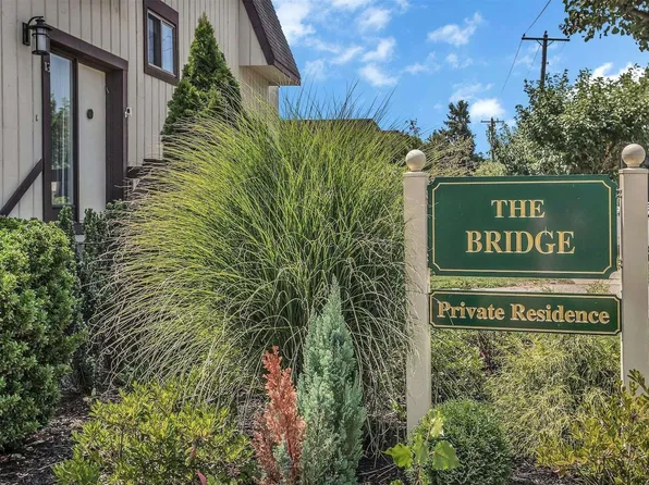 11 The Bridge #11, Port Washington, NY 11050