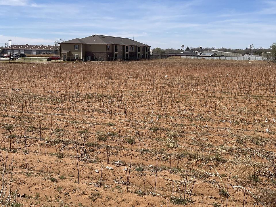 1st image of NE 7th St