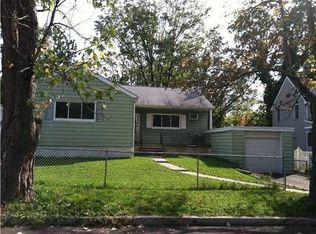 75 Harding Ave, Iselin, NJ 08830