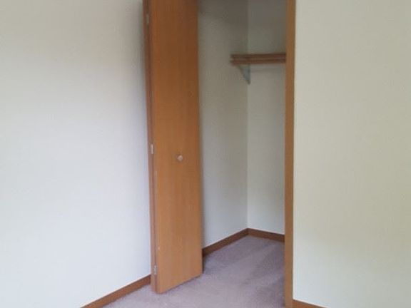 4th image of 302 S 1st Ave APT 8