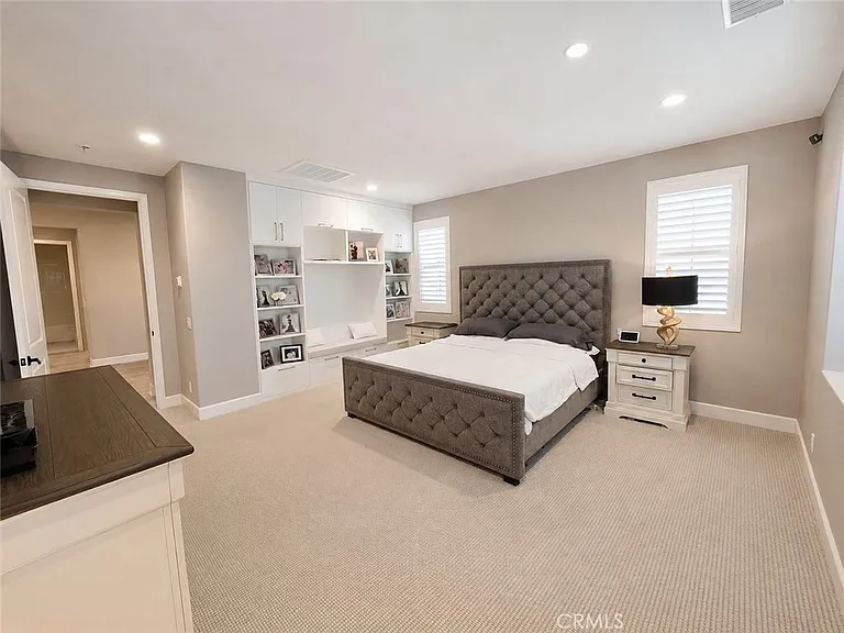 13419 Gardenia Ave — Photo 32