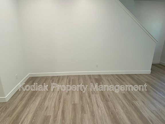5th image of 1158 N 1880 W