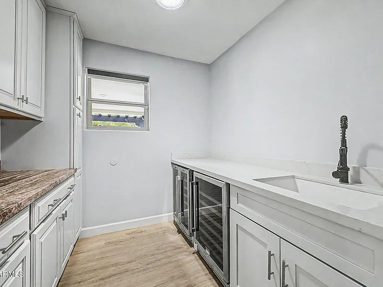 2311 E Colter St — Photo 63