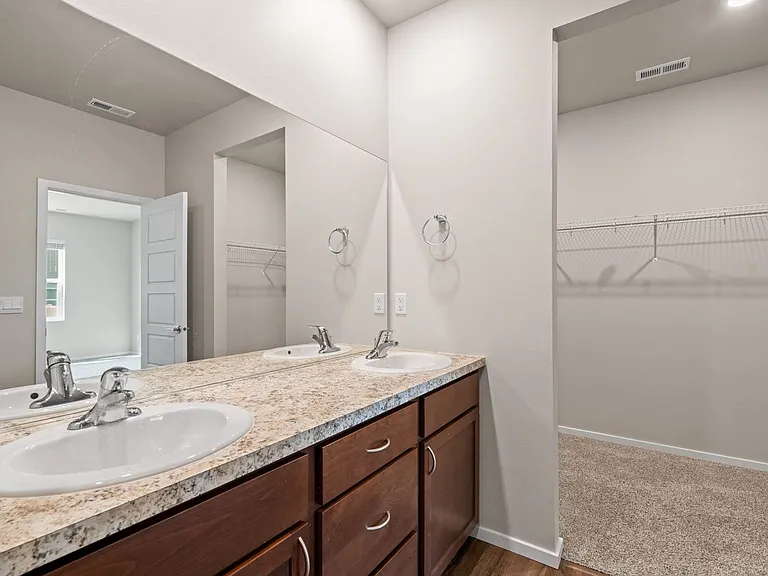 5507 W Georgetown Ln — Photo 15