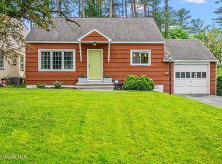 24 Graylon Pl, Albany, NY 12203