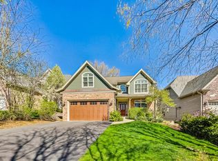 4627 Woodward Ave, Downers Grove, IL 60515