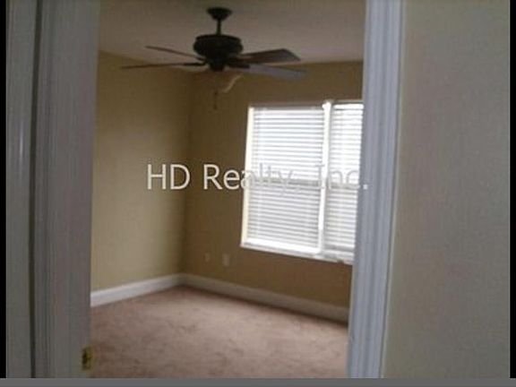 4th image of 4209 Oakberry Dr