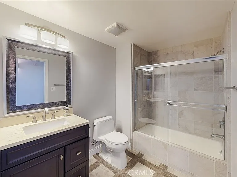 4424 Whitsett Ave #206 — Photo 39