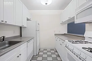 Rented by Sotheby's International Realty