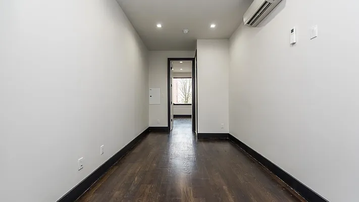 Rented by Nooklyn NYC LLC | media 10