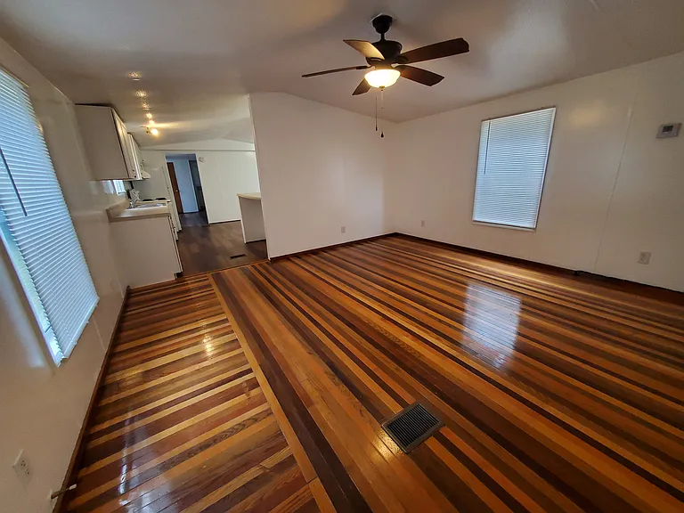 Living Room Area 15' x 15'