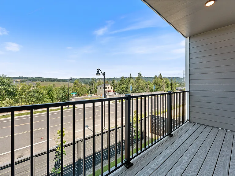 16457 NW Liberty St #1 — Photo 16