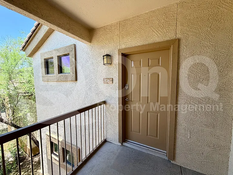 2550 E River Rd #5302 — Photo 2