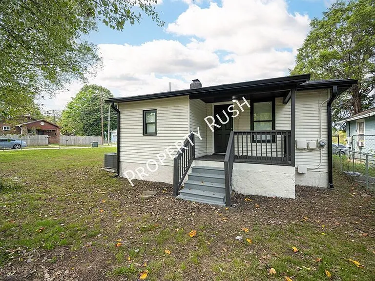 3818 Chandler Ave — Photo 22