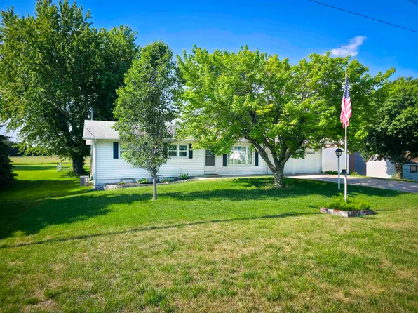 1109 Sherwood Rd, Norfolk, NE 68701