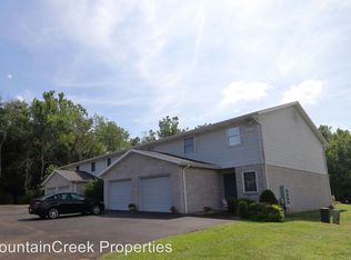 223 Longsite Dr APT 47, Uniontown, PA 15401