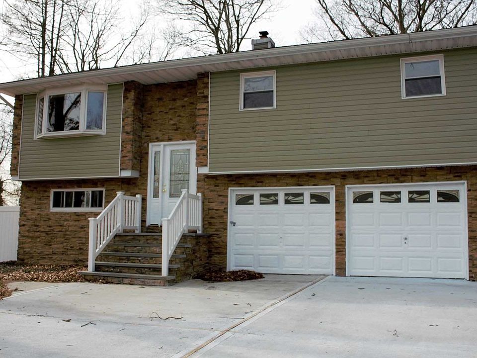 1st image of 26 Johnson Ave