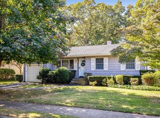 628 Bohemia Pkwy, Sayville, NY 11782