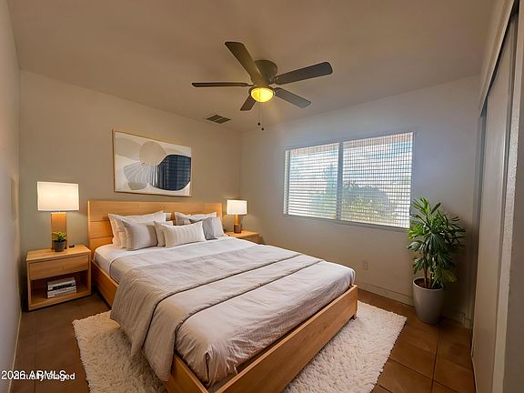 4th image of 4926 W JOYCE Circle