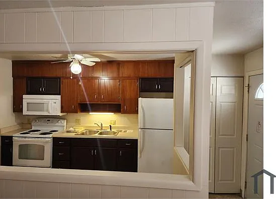1 bed, 520 sqft, $859 — Photo 1
