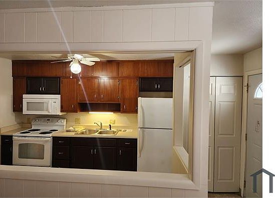 1st image of 4510 W Washington St #203