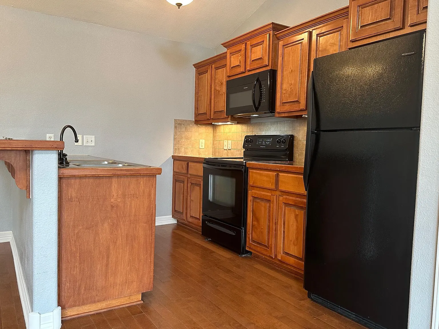 1 bed, 540 sqft, $950 — Photo 4
