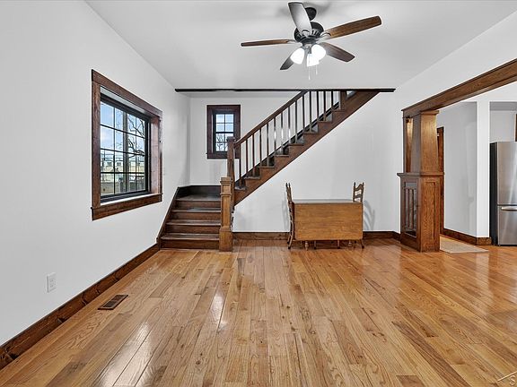 5th image of 17 Union St