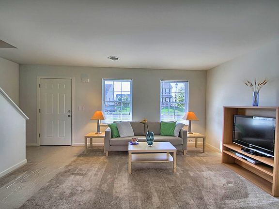 5th image of 35 Sussex Dr