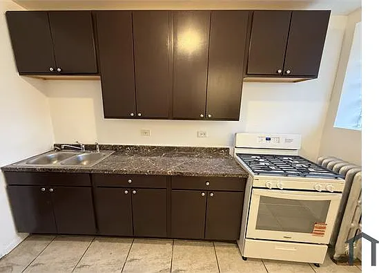 7957 S Ellis Ave — Photo 5
