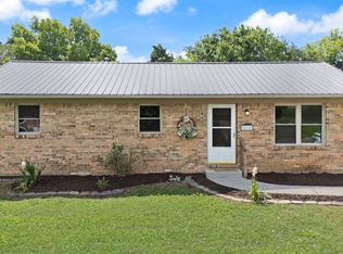 415 Rowlett St, Munfordville, KY 42765