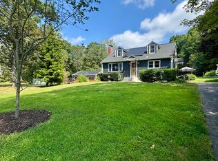 119 Woodchuck Hill Rd, Canterbury, CT 06331