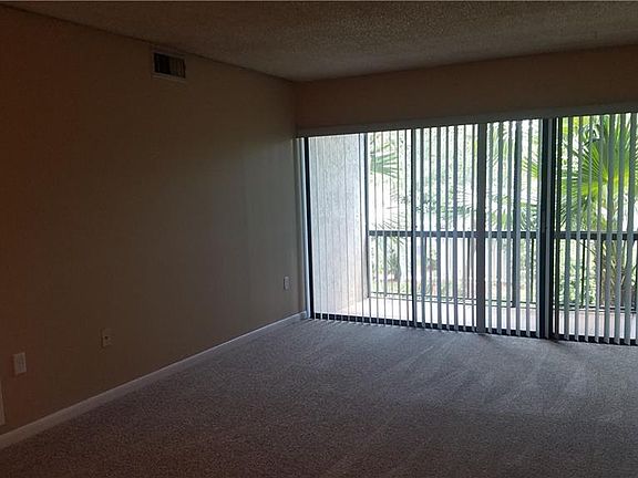 3rd image of 3250 S Semoran Blvd APT 25