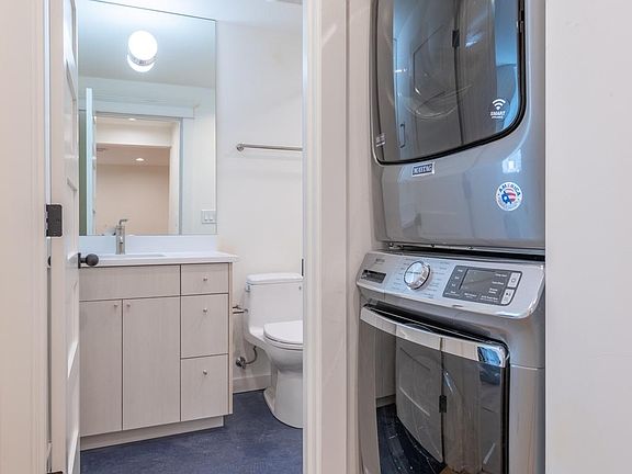 In-unit washer & dryer