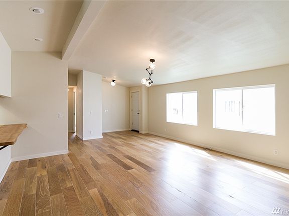 5th image of 24222 54th Ave W Unit 68