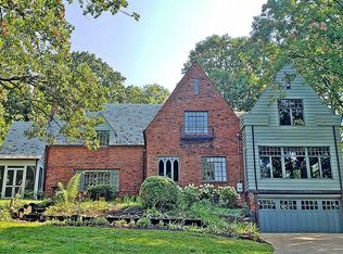 2721 S Arlington Ridge Rd, Arlington, VA 22202