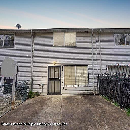 1st image of 38 Thelma Ct #A