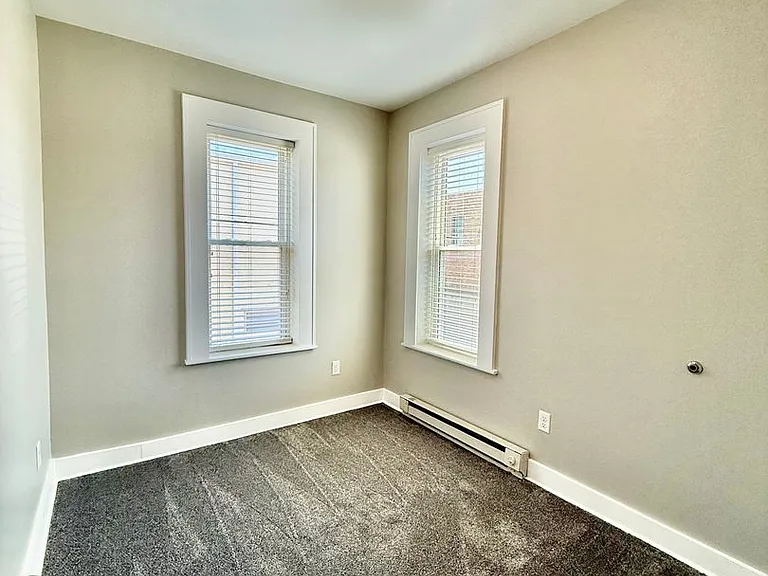 139 3rd St NW — Photo 25