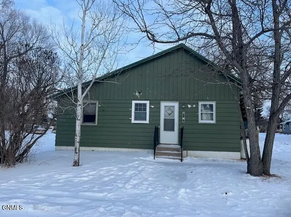 200 4th Ave NE, Medina, ND 58467