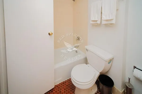 Rented by Red Sparrow Realty Group | media 15