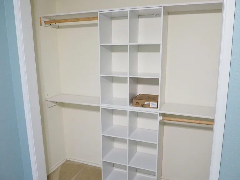511 Lonestar Park Ln — Photo 20