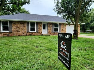 106 N Kyle Ave, Republic, MO 65738