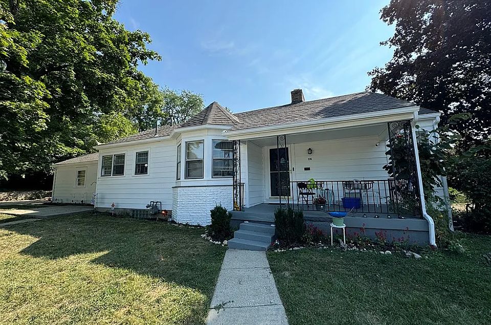 1st image of 174A Firwood Dr