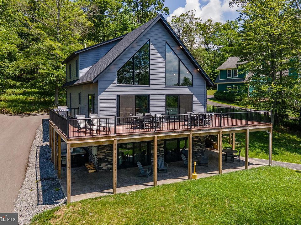 1st image of 72 Glenwood Cir