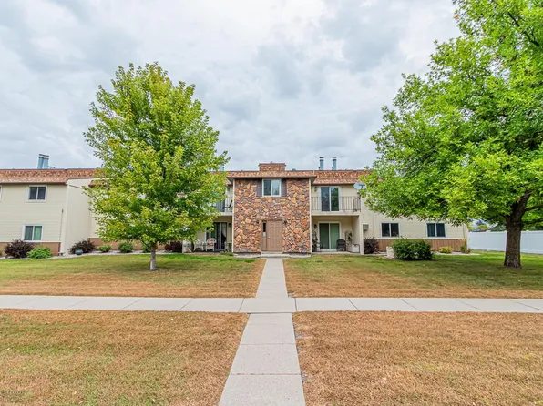 3249 16th Ave S APT 7, Fargo, ND 58103
