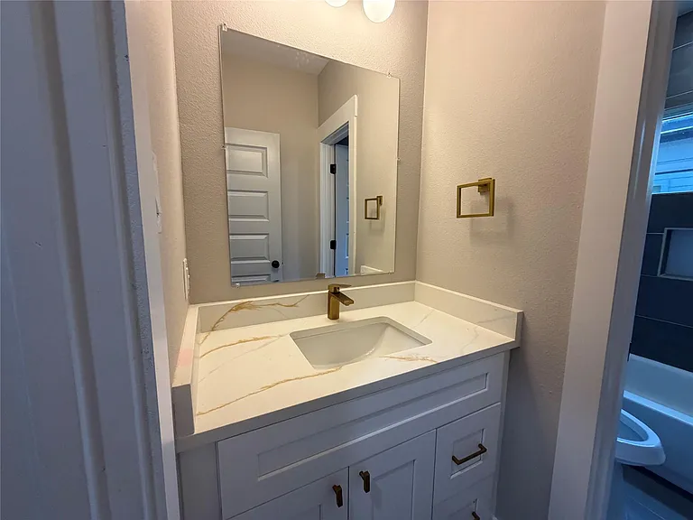8114 Double Ave #A — Photo 9